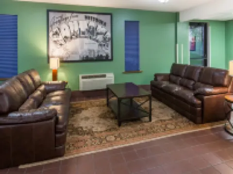 米蘇拉/雷塞弗街温德姆速8酒店 米蘇拉酒店