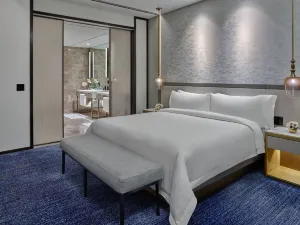 The St. Regis Chicago