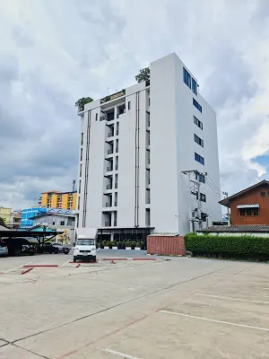 Diary Suite Hotels in Nakhon Pathom
