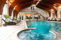 Cbh Rowton Hall Hotel and Spa - piscine