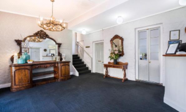 Seacombe House Motor Inn Port Fairy - Housity