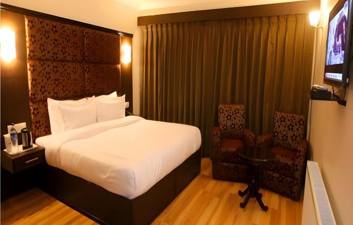 Hotel Pacific