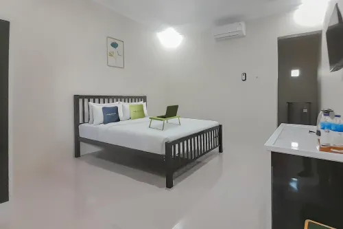 Urbanview Hotel MM Indramayu by RedDoorz Hotels in Indramayu