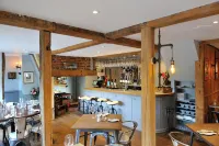 The Dog at Wingham - bar