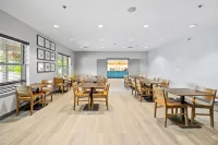 Independence Stay Hotel and Suites - breakfast