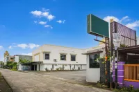 Townhouse Oak Ilir Timur I Near Ptc Mall Hotels in Kalidoni