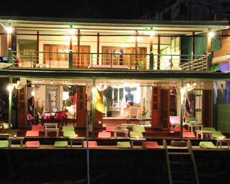 รูปภาพของบ้านรักอัมพวา โฮมสเตย์