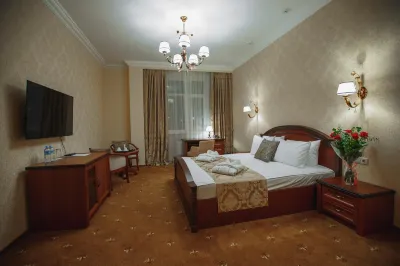 Villadzhio Hotel Hotels near Clap clap