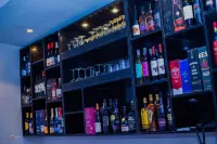 Abada Luxury Hotel and Suites - bar