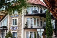 Astel Villa Hotel