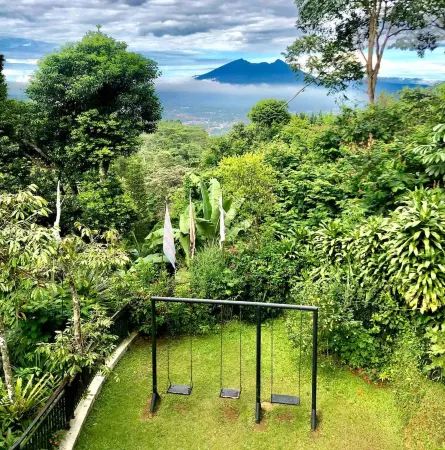 Villa Bergas 5BR Отели рядом с достопримечательностью «Kampung Rimba Camp»