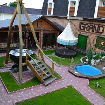 GRAND HOTEL & SPA MAYKOP (Гранд отель и СПА)