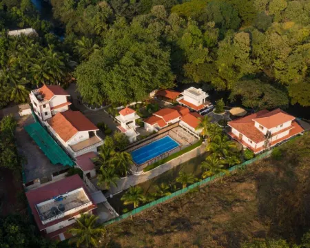 Paradise Villas & Resort Hotels in Alibag