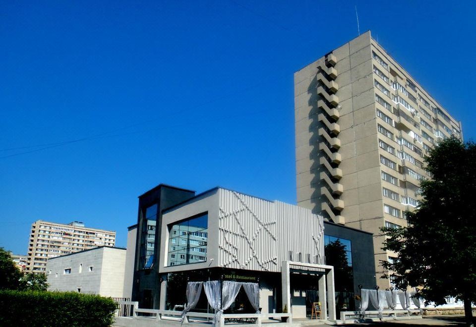 hotel overview picture