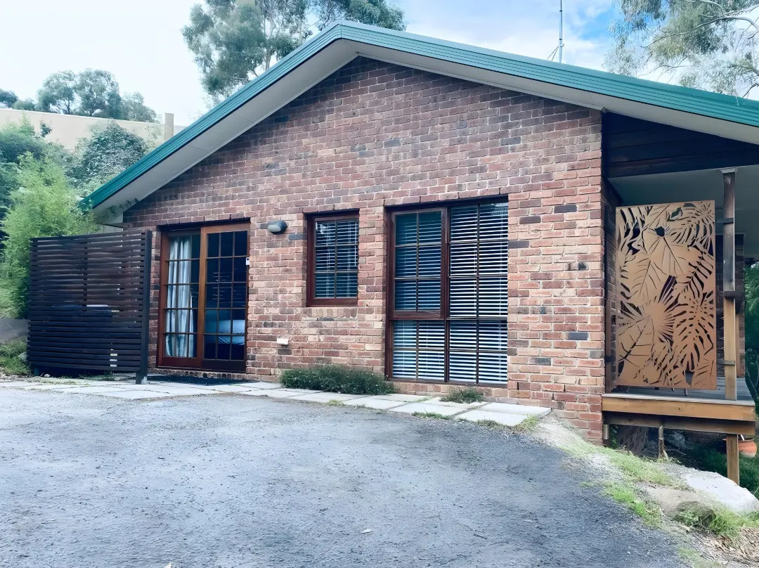 Hideaway Studio Accommodation - Hobart