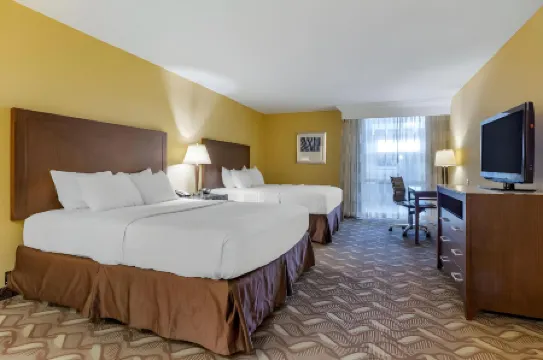 Clarion Inn & Suites