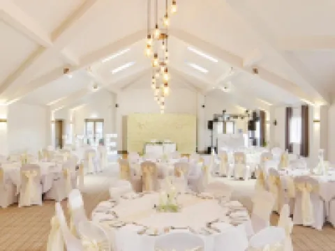 The Barn Hotel & Spa โรงแรมในแกรนแทม