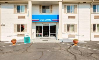 Motel 6 Wichita, KS
