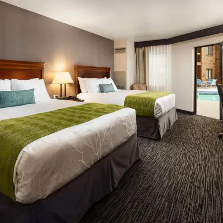 Best Western Plus Landmark Inn