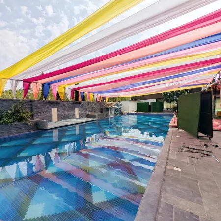 Solaris Hotel and Club