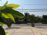 Kep Sea View Hotel - parking