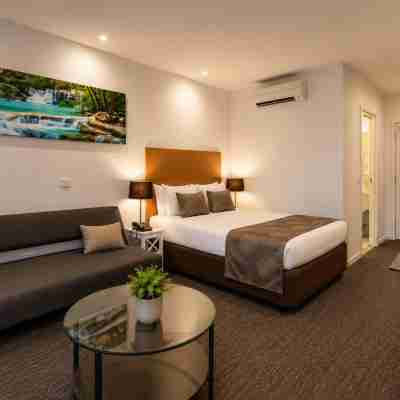 Belmercer Motel Rooms