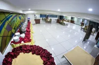 Hotel Crown Inn - sarapan