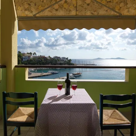 Haravgi Hotel