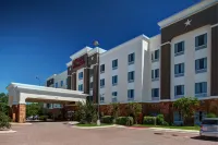 Hampton Inn & Suites Boerne Hôtels à : Boerne