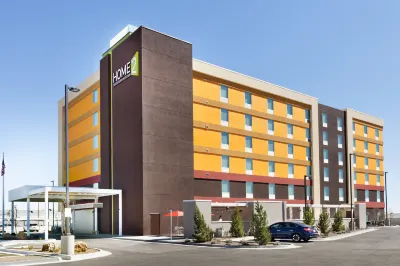 Home2 Suites El Paso Airport Hotels in Ель-Пасо