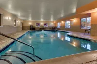 Holiday Inn Express & Suites Lancaster-Lititz Hotels in Warwick Township