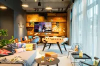 Moxy Berlin Airport Hotels in Eichwalde