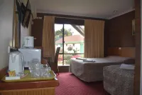 Mount Barker Valley Views Motel & Chalets, Western Australia Hotels in Mount Barker