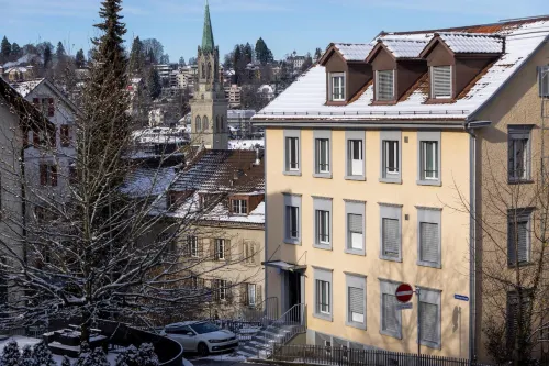 St Georgen-Strasse Studios by Visimo - Design, City, Nature Hotels in Speicher
