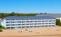 Blue Water Beachfront Hotel & Waterpark - Swimmingpools