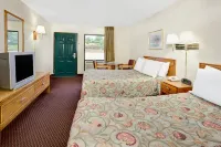 Super 8 by Wyndham Marietta/West/ATL Area Hotels in Marietta