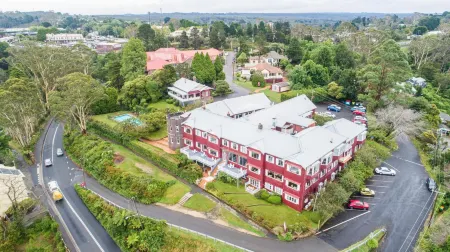 Mountain Heritage Hotel Отели в г. Хазелбрук