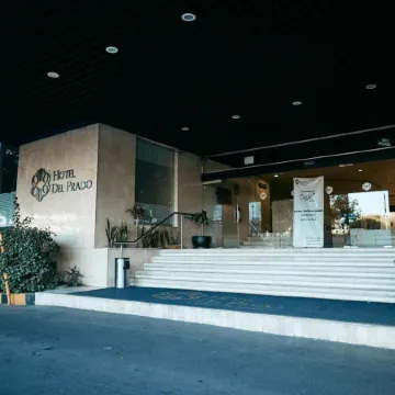 Hotel del Prado Отели рядом с достопримечательностью «Театр Фернандо Солера»