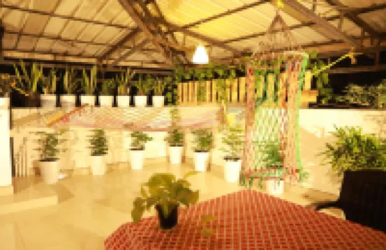 The Waves by the Beach Inn