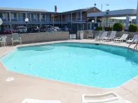 University Inn Hotels near Centennial Hall