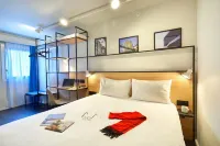 Ibis Lorient Centre Gare Các khách sạn ở Lorient