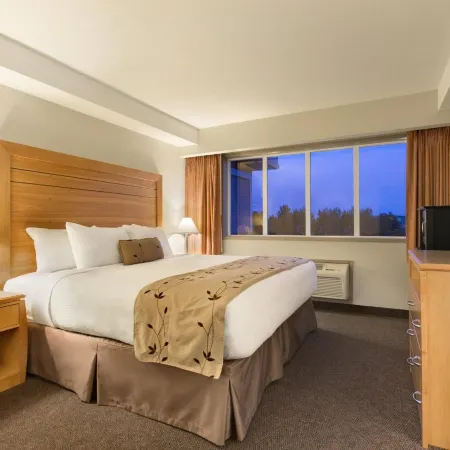 Days Inn by Wyndham Victoria Airport Sidney