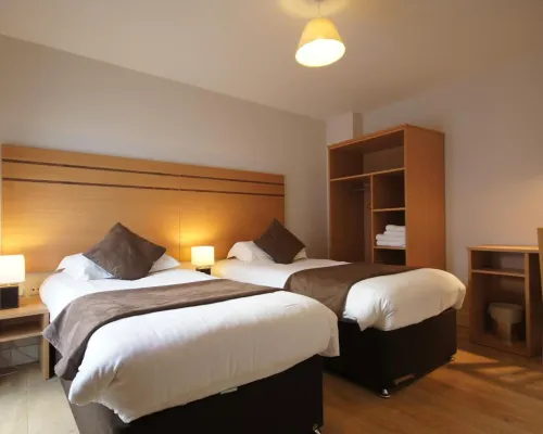 Crompton Court Apartments Hotels in Haringey