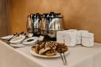 Ya-Otel' Hotel - breakfast