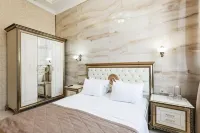 Grand Gallery Apartment by Provence