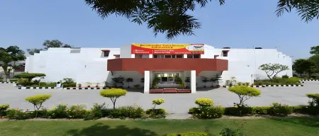 Neelkhanthi Tourist Resort, Kurukshetra Отели в г. Курукшетра