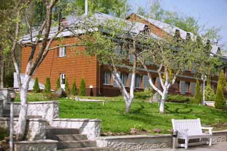 Парк-отель Мечта Отели в г. Орловский район