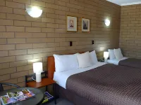 Rippleside Park Motor Inn - Breakfast