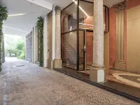 The Hide Hotels near St. Peter's Square