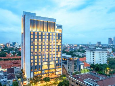 Grand Swiss-Belhotel Darmo